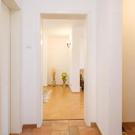 Hébergement de vacances The Hill House Free Parking Plovdiv