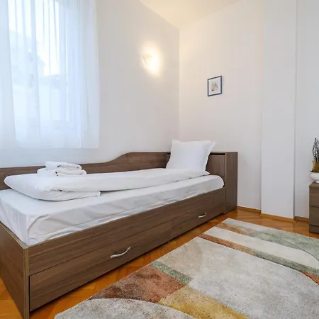 The Hill House Free Parking Hébergement de vacances