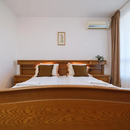 Дом отдыха The Hill House Free Parking *
