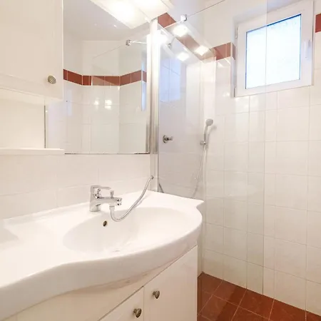 The Hill House Free Parking Hébergement de vacances *