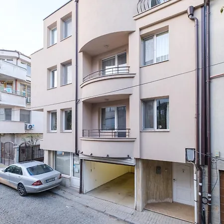 The Hill House Free Parking Plovdiv