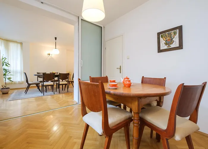 度假居 The Hill House Free Parking *