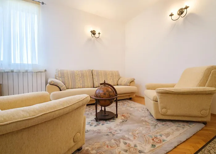 The Hill House Free Parking Feriehus Plovdiv