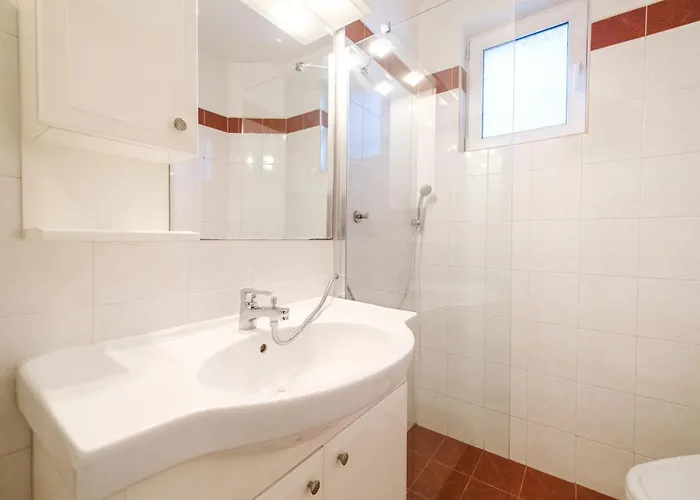 The Hill House Free Parking Feriehus *