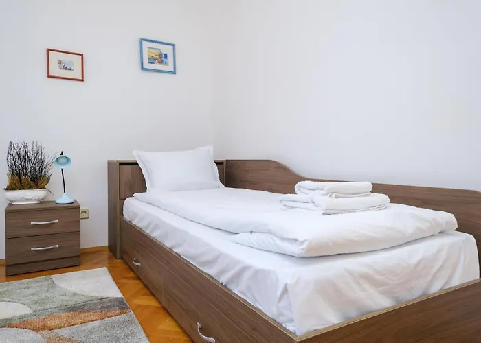 The Hill House Free Parking Plovdiv