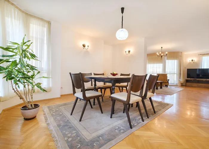 The Hill House Free Parking Plovdiv