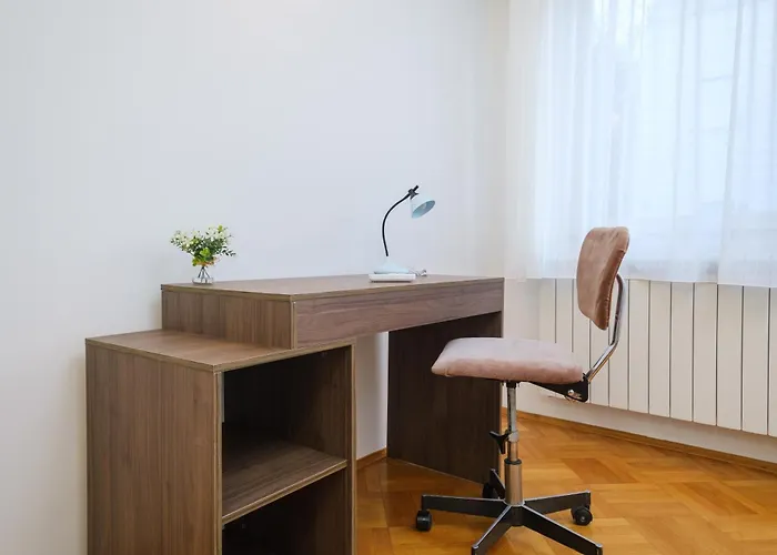 The Hill House Free Parking Feriehus *