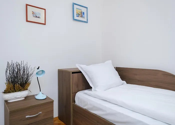 Feriehus The Hill House Free Parking