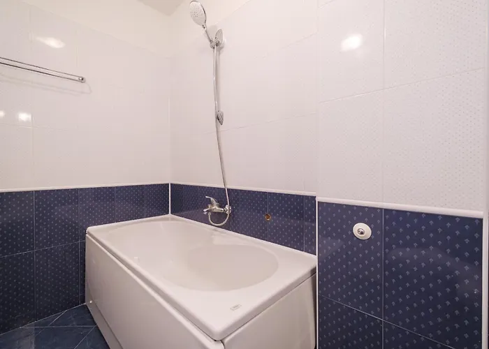 The Hill House Free Parking 度假居 *