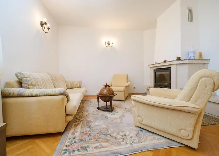 度假居 The Hill House Free Parking *